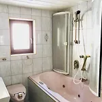Lyns *